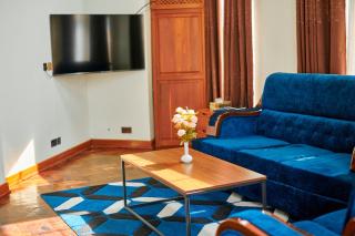 seven skies hotel - 8