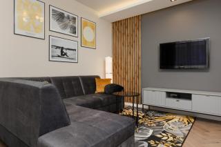 Stunning Family Apartment Ursynów with Parking & Balcony by Noclegi Renters - Varsavia - 4