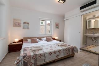 Filomena Rooms - Trogir - 1
