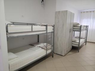 Hostel K13 - Saranda - 3