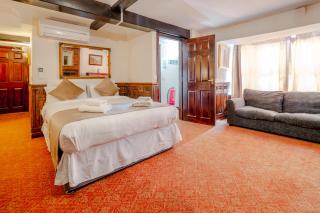 Crown Hotel Cotswold - 1