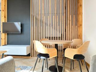 DMK Oak Studio near Warsaw-Modlin Airport - 9