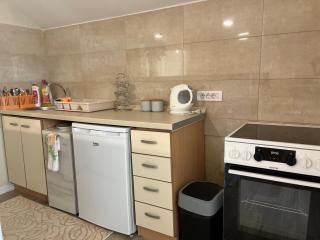 Apartment Helena Airport - 1