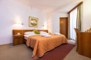 Sanpier Apartments - 1