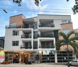 Moderno Penthouse cartago centro vista al rio - Cartago - 0