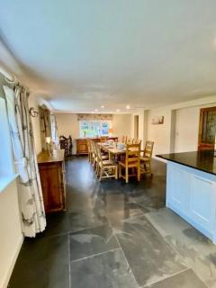 Totally Private, idyllic House with hot tub in an acre of private gardens - 4