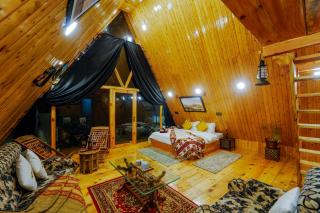 Himalayan Manor A-Frame House - Sainj - 4