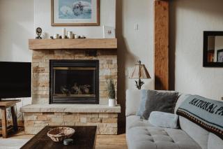 Hot Tub MTN Views - Free Shuttle - Central WP - 2