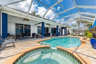Heated Pool, Cornhole, Dart Board, Sleeps 8! - Villa Lerato - Cape Coral - 0