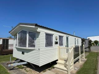 Golden Palm Resort - Carnival - Coastal Caravan Breaks - 0