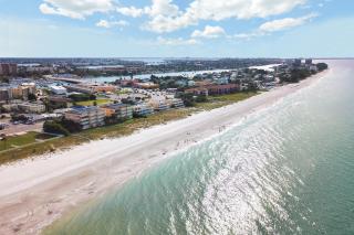 Sea Breezy - Entire Property - 5