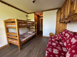 Appartement rénové 3 pièces pour 6 pers, balcon, 2 sdb, proche ascenseur, skis, qualité 4 flocons - FR-1-452-203 - Les Menuires - 2