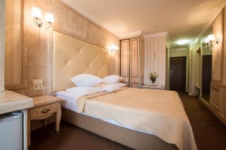 Bukovyna Hotel - 9