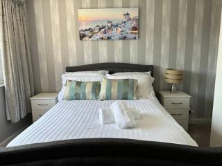 Central Aster House, 3 Bedrooms, Parking - Nottingham - 7