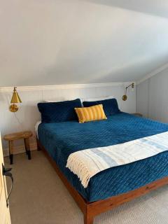 10 minute Walk to Niagara Falls - Sweet Cottage - 7