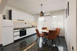 Sea Breeze - Kotor (Cattaro) - 8