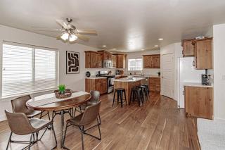 Stunning 5 Bedroom Rexburg Home - Rexburg - 5