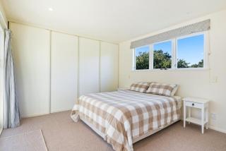 Kapiti Panorama - Waikanae Beach Holiday Home - Waikanae - 2