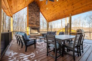 Honey Bear Hideaway - McHenry - 6