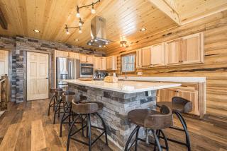 Honey Bear Hideaway - McHenry - 1