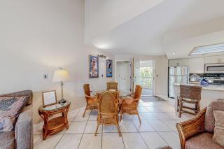 Maui Banyan B204 - 3