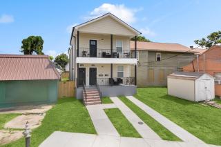 New Luxury 3BR w Jacuzzi - New Orleans - 1