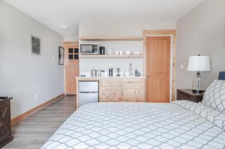 Lakeside hotel room #1 in Kings Beach - 7