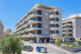 Apartments with WiFi Split - 21439 - 9