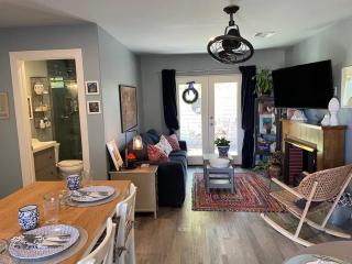 Encanto Cactus Flower Casita - Phoenix - 9