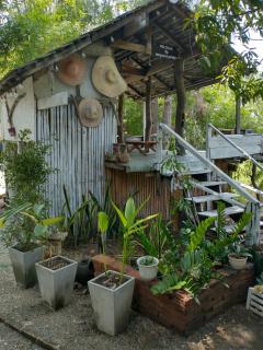 The Garden Echo - 1