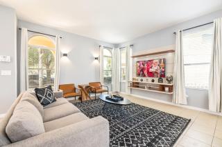 Family Retreat 6BR Villa with Private Pool, Spa & Theater near Disney - Kissimmee - 9
