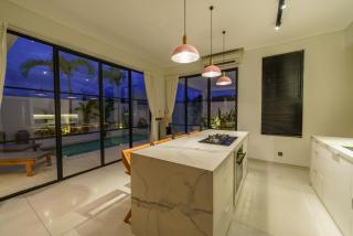 Villa Casa Brezza - Stunning 3BR Villa in Great Location - Kerobokan - 2