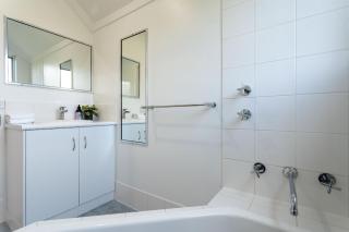 Whitesands Beach Villa I Private Properties - Quindalup - 5