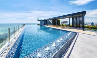 BASE Central PATTAYA Long Balcony King-Bed with Infinity Pool - 3