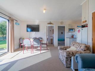 Location Plus - Whangamata Holiday Home - Whangamata - 6