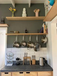 Sunflower House, a cozy cabin at Lake Wentworth - Wentworth Falls - 8