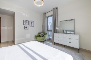 Cozy 3BDR Apartment in Downtown I Standpoint Tower - Dubai - 1
