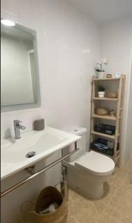Céntrico apartamento con todo a estrenar en la playa - Santa Pola - 5