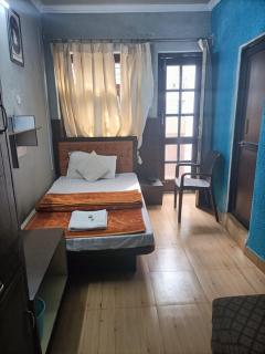Hotel City Plaza - 9