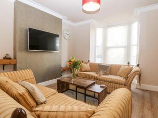 Llandudno 3 Bedroom Holiday Apartment in Town Centre - Llandudno - 8
