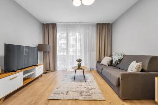 Ursus Comfy Apartment with FREE Parking - Varsavia - 0