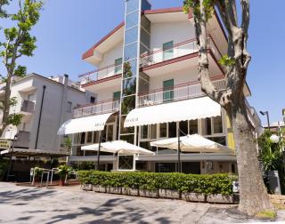 Hotel Villa Isola - Rimini - 4