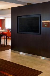 Fairfield by Marriott Inn & Suites Stoughton - 7