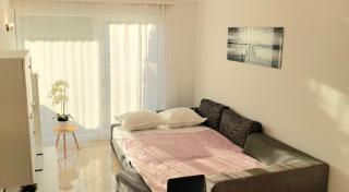 Cozy apartment with FREE PRIVATE PARKING - 4