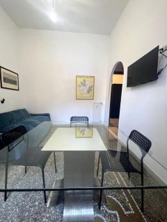 Lorenzo's Vatican APT - Rom - 6