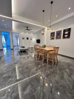 Inn Homestay 2nd Floor Jasmine and Lavender unit - Teluk Intan - 0