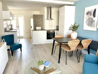 Luxury Porthcawl Large Spacious 2 bedroom Apt, Garden, Prime Location - Porthcawl - 6