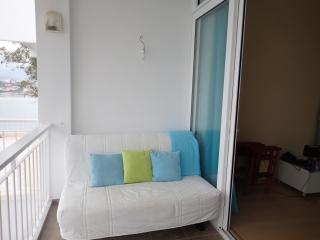 Beachfront Studio with Private Path to the Sea - Poros - 8