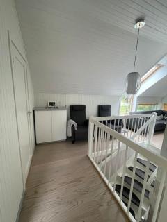 Moderne leilighet med badstue og havutsikt - Kleppstad - 4