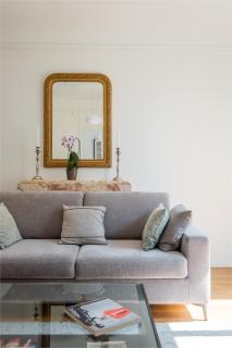 Veeve - Illuminating Light - Paris - 8